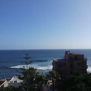 lovely-studia-in-las-galletas-con-nice-sea-view.tenerifehoteles.net/